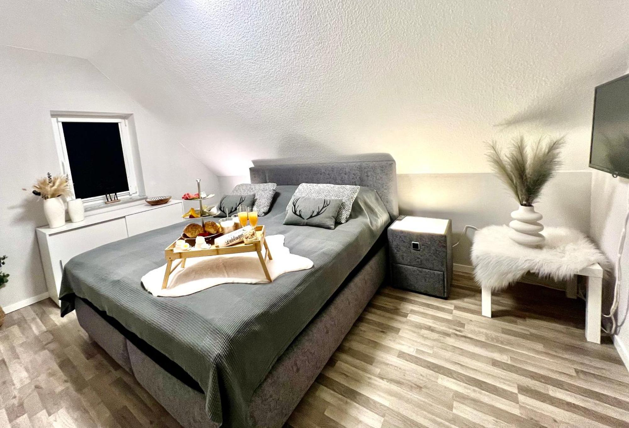 Haus Moorblick Mit Garten In Kanallage Wiesmoor